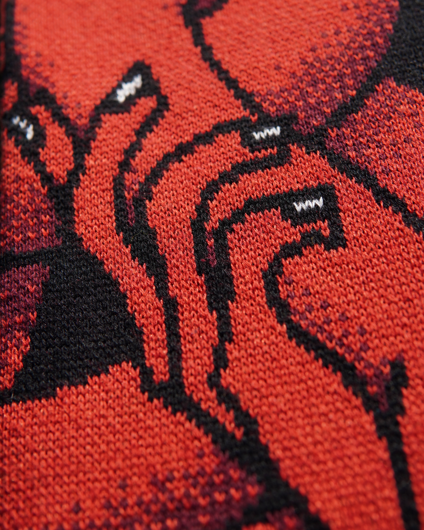 "Hand Tangle" Knitted Tote (red)